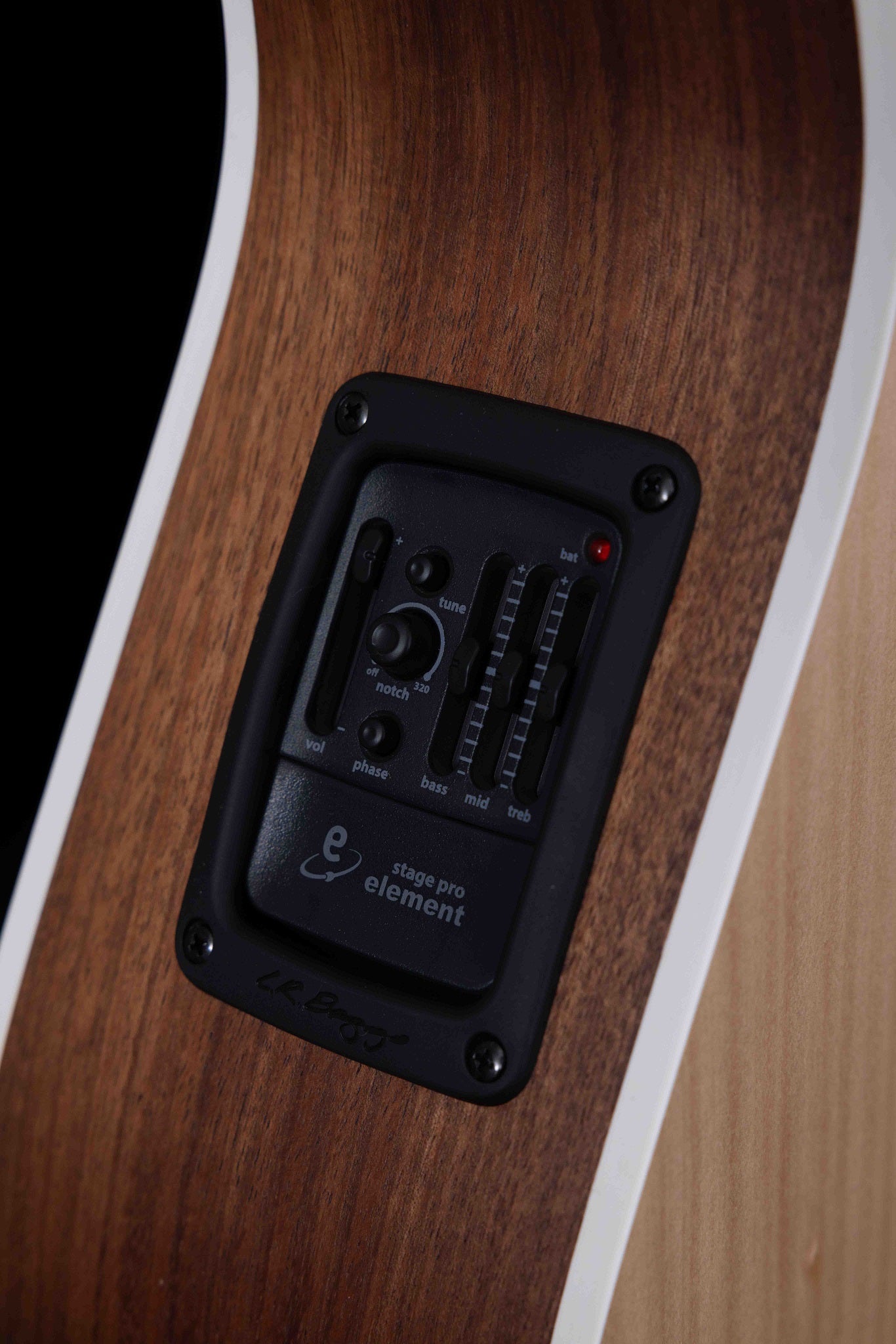 Classic Mini OM Solid Qld Fig Top, Solid Blackwood B/S