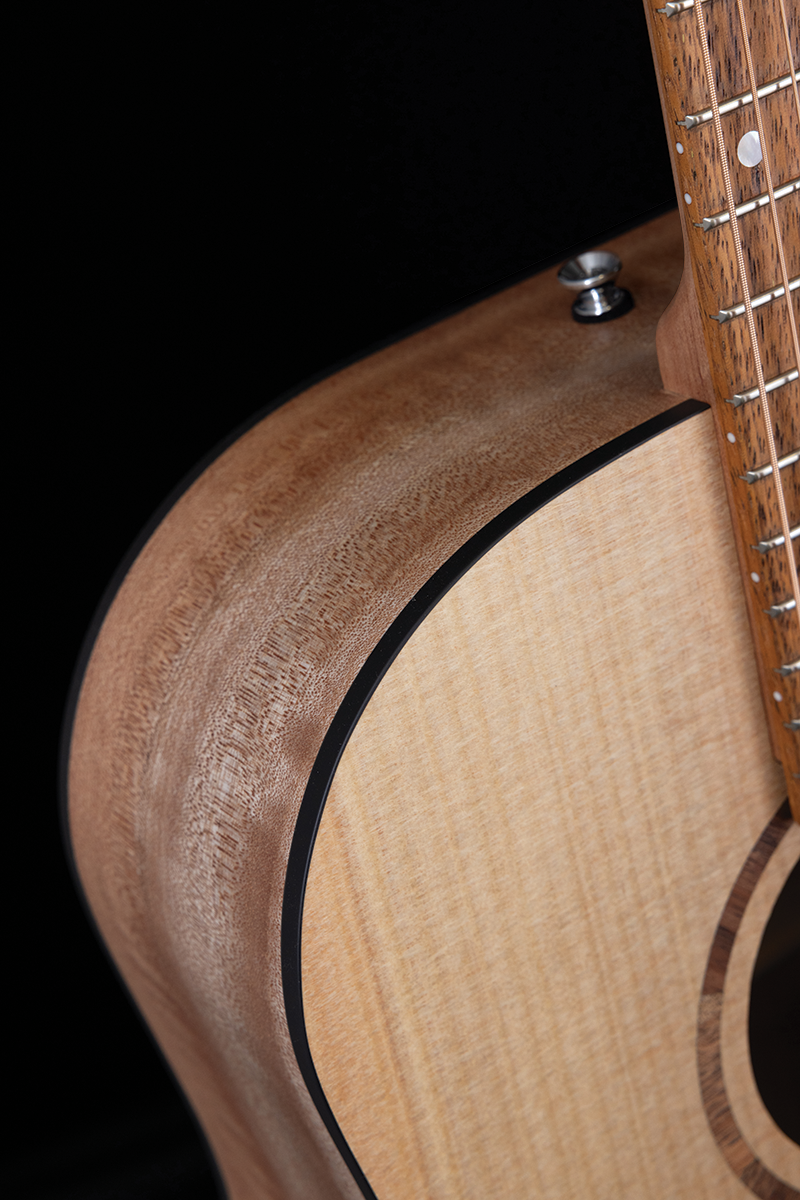 Classic Dreadnought Solid Spruce Top, Solid Maple B/S