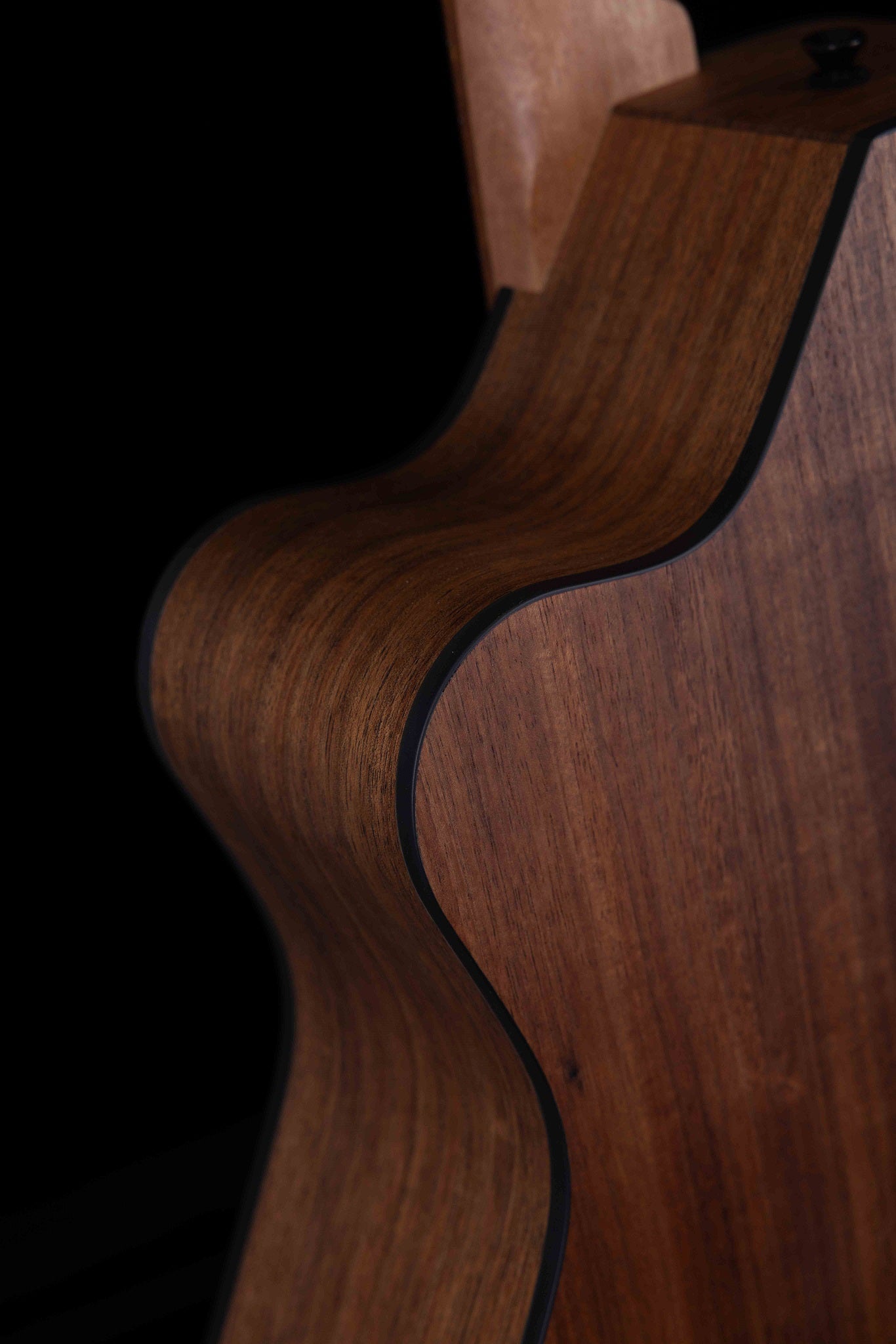 Classic OM Cutaway Model All Solid Tasmanian Blackwood