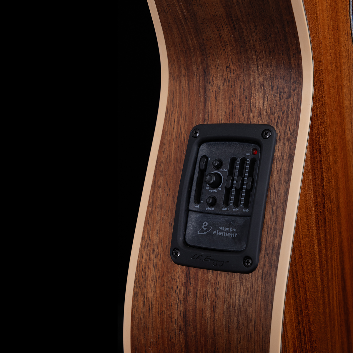 Studio OM Model Blackwood B/S Australian Cedar Top