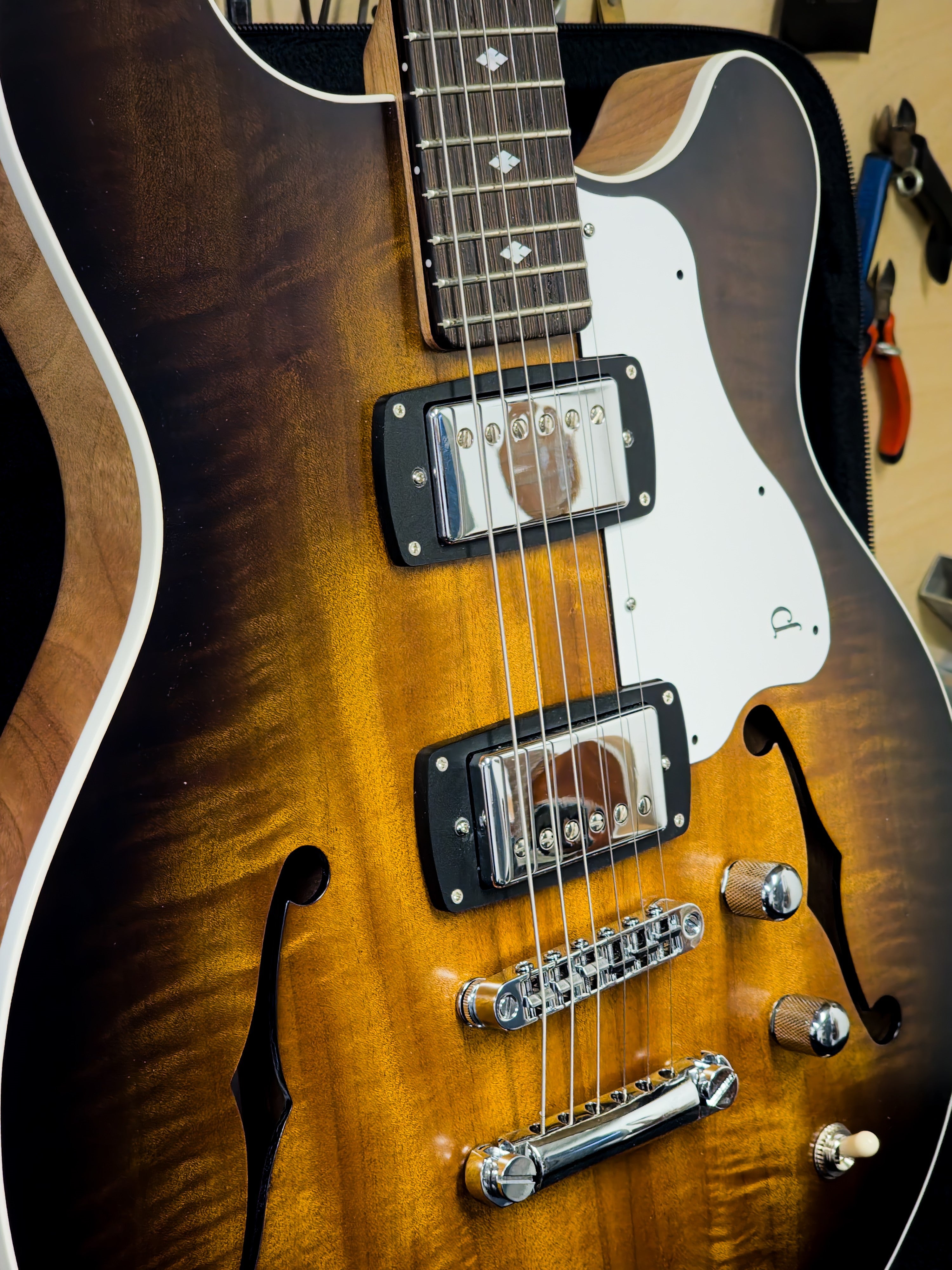 Pratley RBJ-22 Vintage Burst